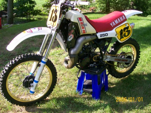 1983 YAMAHA YZ250K EURO RED-WHITE